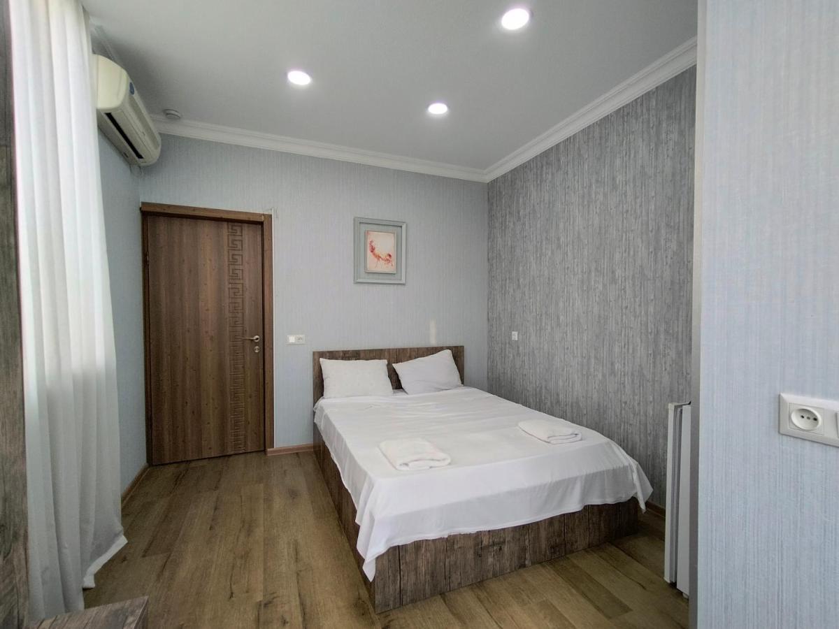 New Star Hotel Tbilisi Ngoại thất bức ảnh