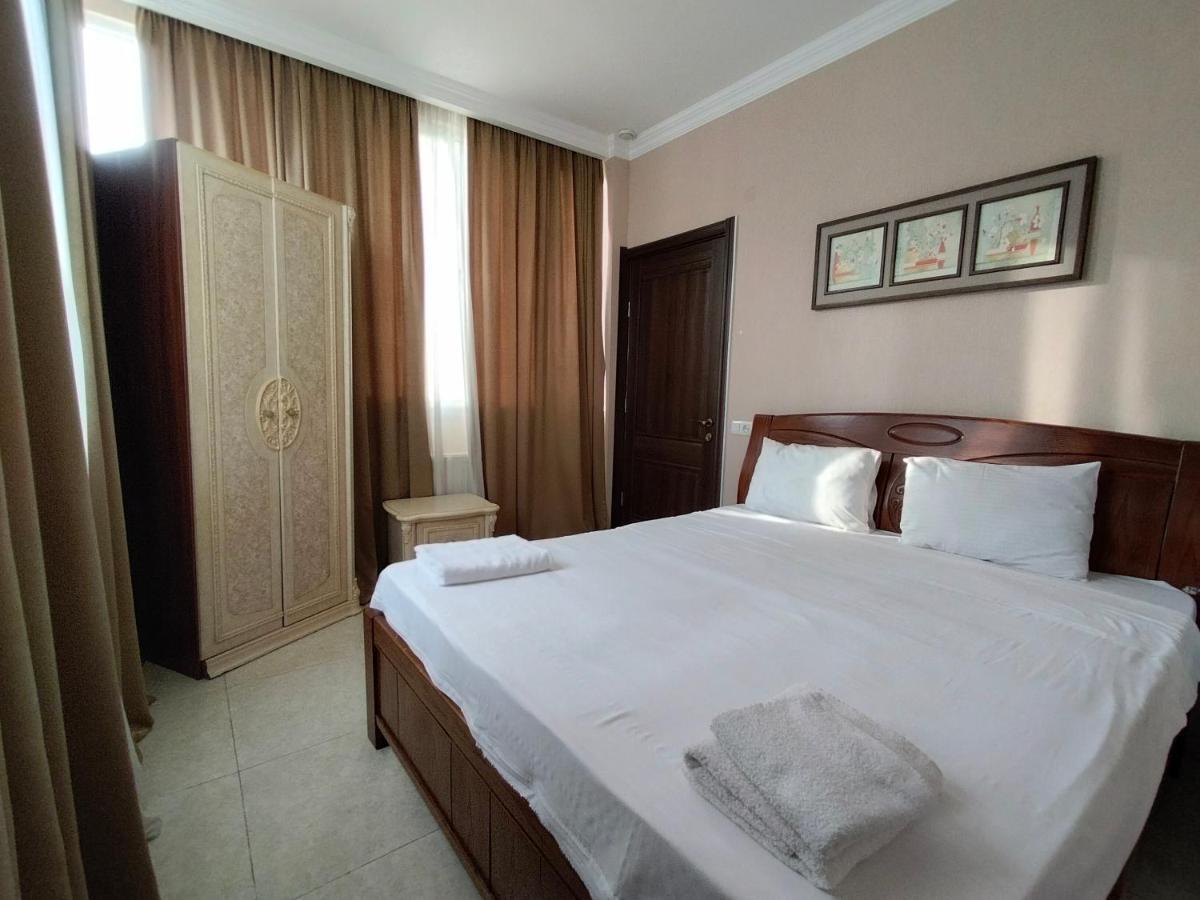 New Star Hotel Tbilisi Ngoại thất bức ảnh
