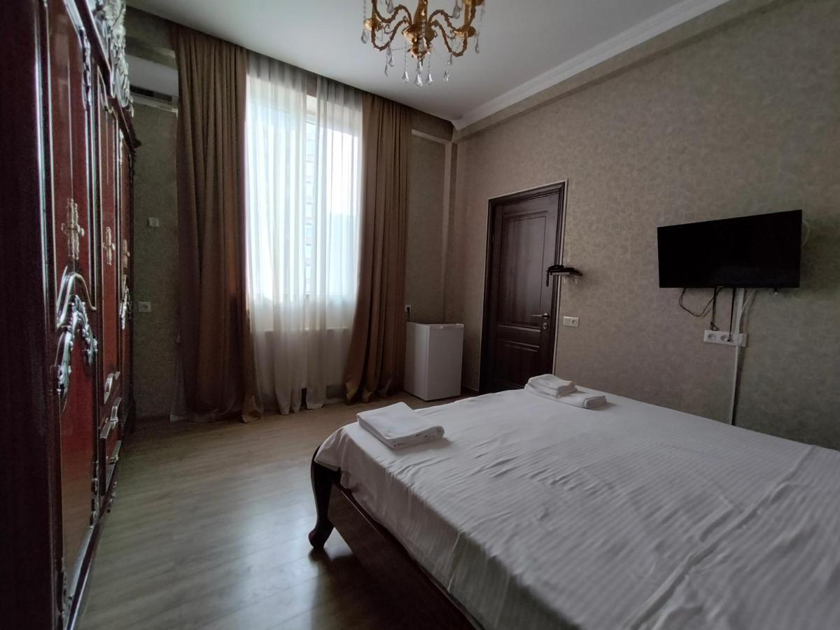 New Star Hotel Tbilisi Ngoại thất bức ảnh